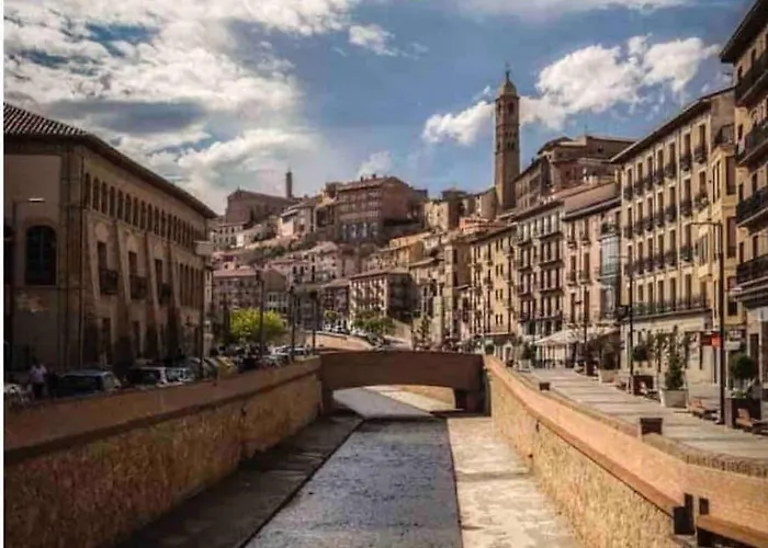 Acogedor Casco Historico De *